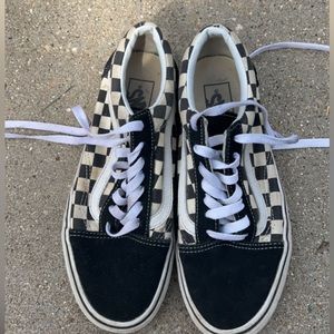 Women’s size 7.5 checkered vans